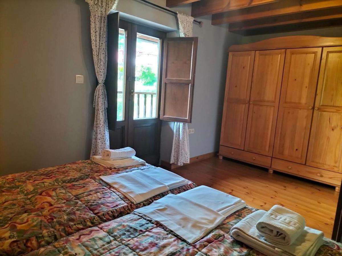 Apartamentos La Corona Llames de Parres Bagian luar foto