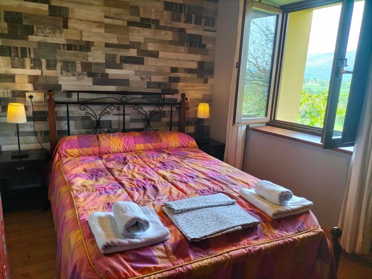 Apartamentos La Corona Llames de Parres Bagian luar foto