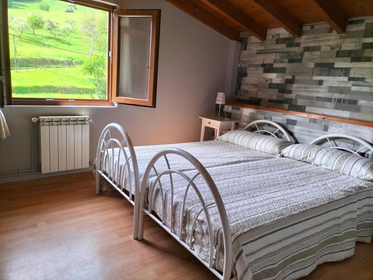Apartamentos La Corona Llames de Parres Bagian luar foto