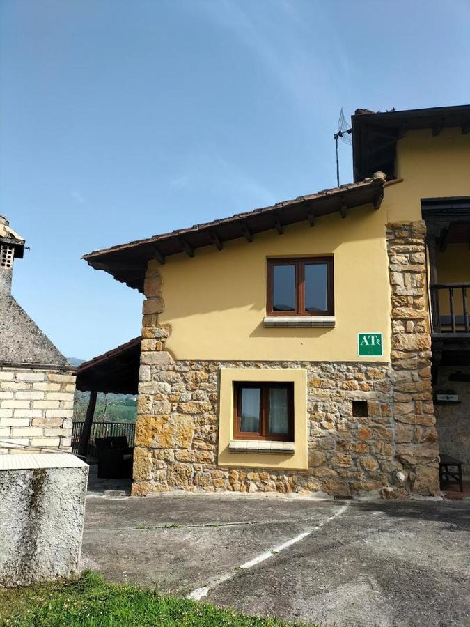 Apartamentos La Corona Llames de Parres Bagian luar foto