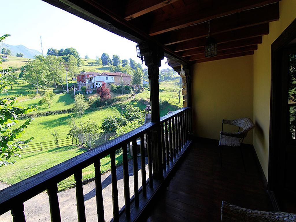 Apartamentos La Corona Llames de Parres Ruang foto
