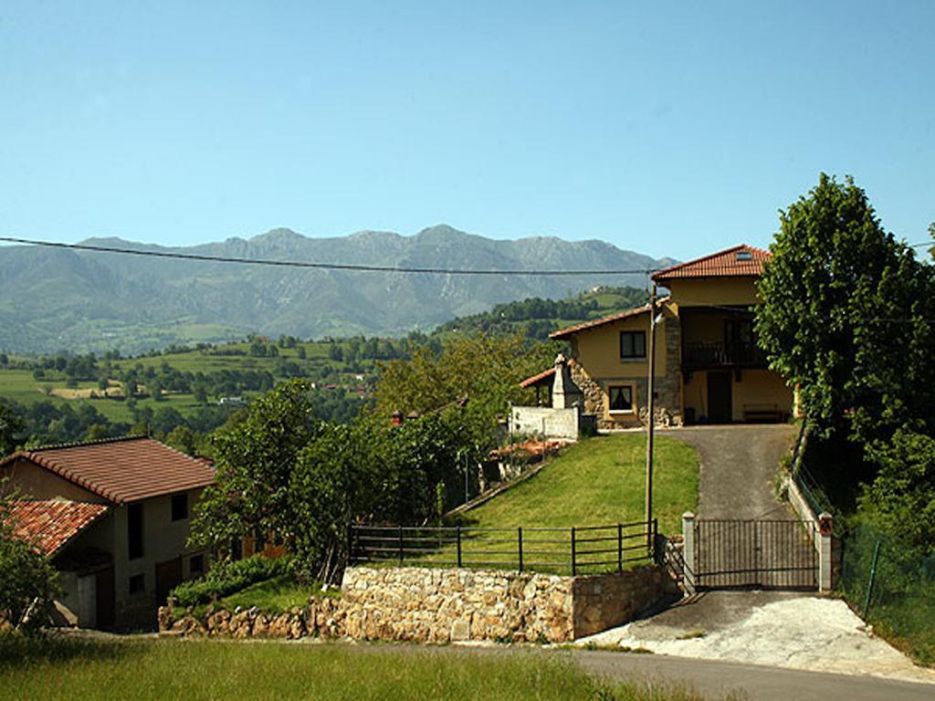 Apartamentos La Corona Llames de Parres Bagian luar foto